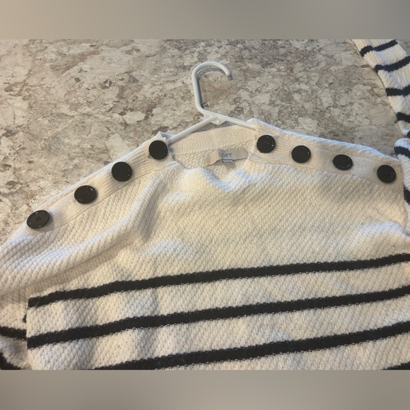 Women’s Loft Sweater Striped small - Picture 9 of 11